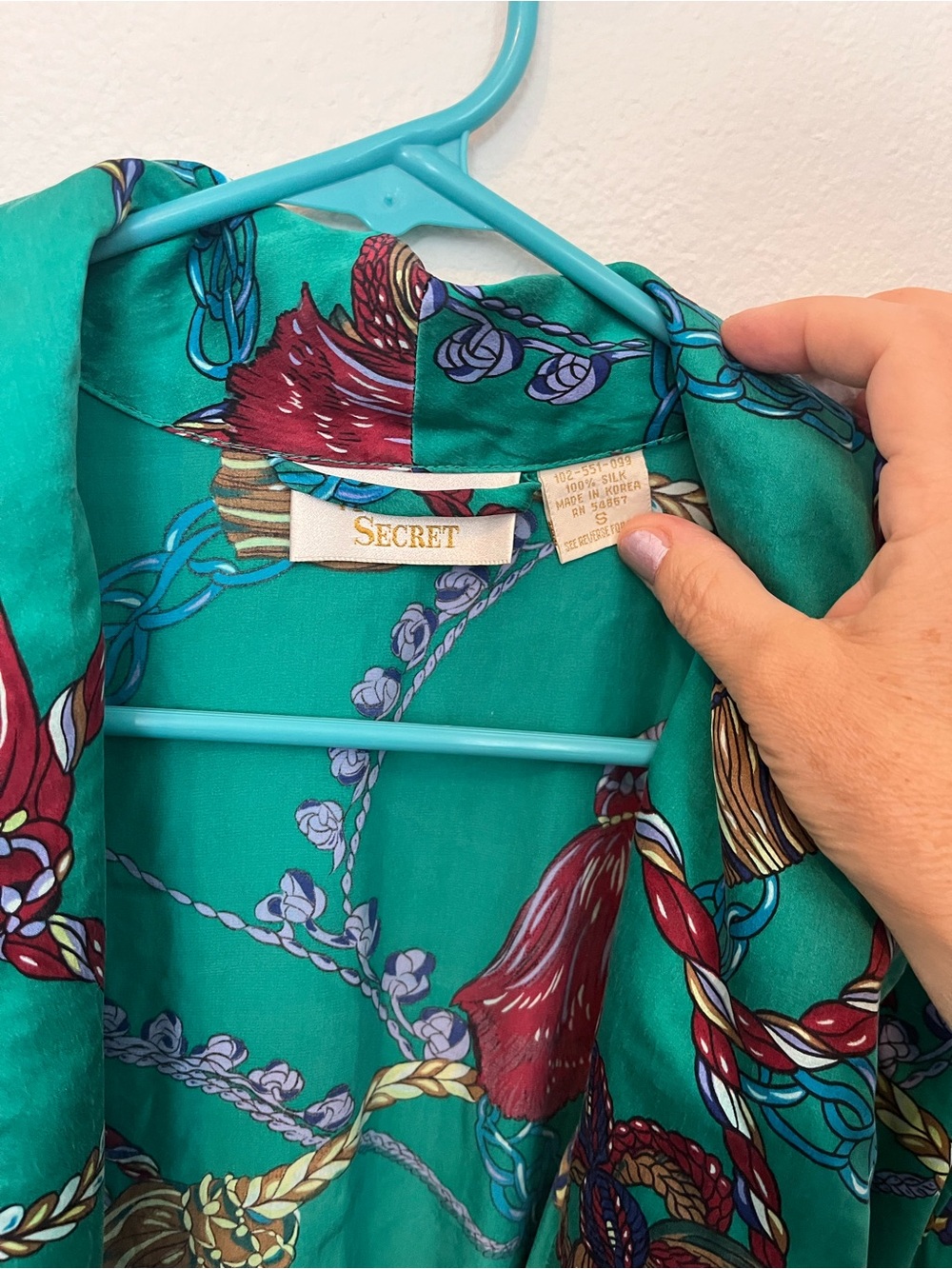 Vintage 100% Silk Victoria's Secret Teal Floral Print Satin Robe - Picture 2 of 5